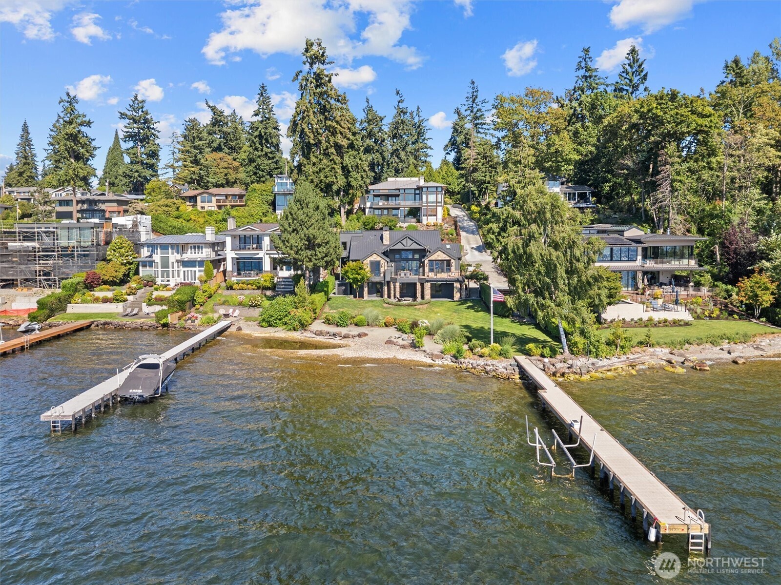 Property Photo: 1433 10th Street W WA 98033
