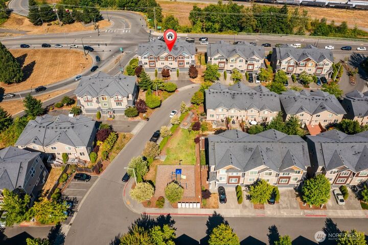 Property Photo:  3025  Belmonte Lane  WA 98201 