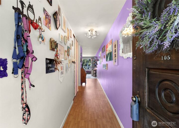 Property Photo: 414 Boulevard 105 WA 98225