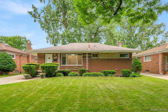 21660 Church Street  Oak Park MI 48237 photo