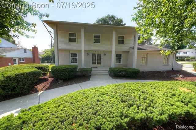 27925 Arlington Drive  Southfield MI 48076 photo