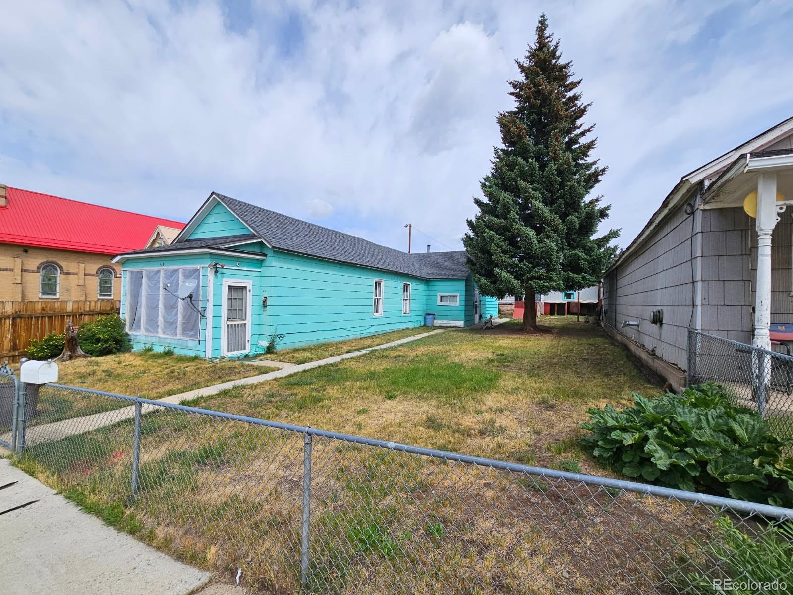 418 W 2nd Street  Leadville CO 80461 photo