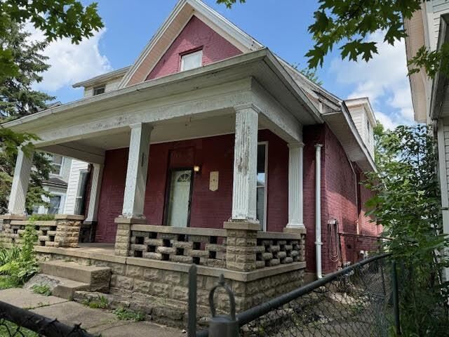 Property Photo: 415 N 14th Street IN 47374