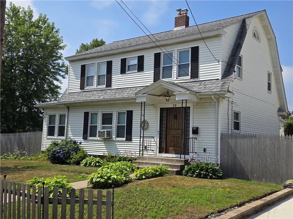 Property Photo:  39 Pettaconsett Avenue  RI 02888