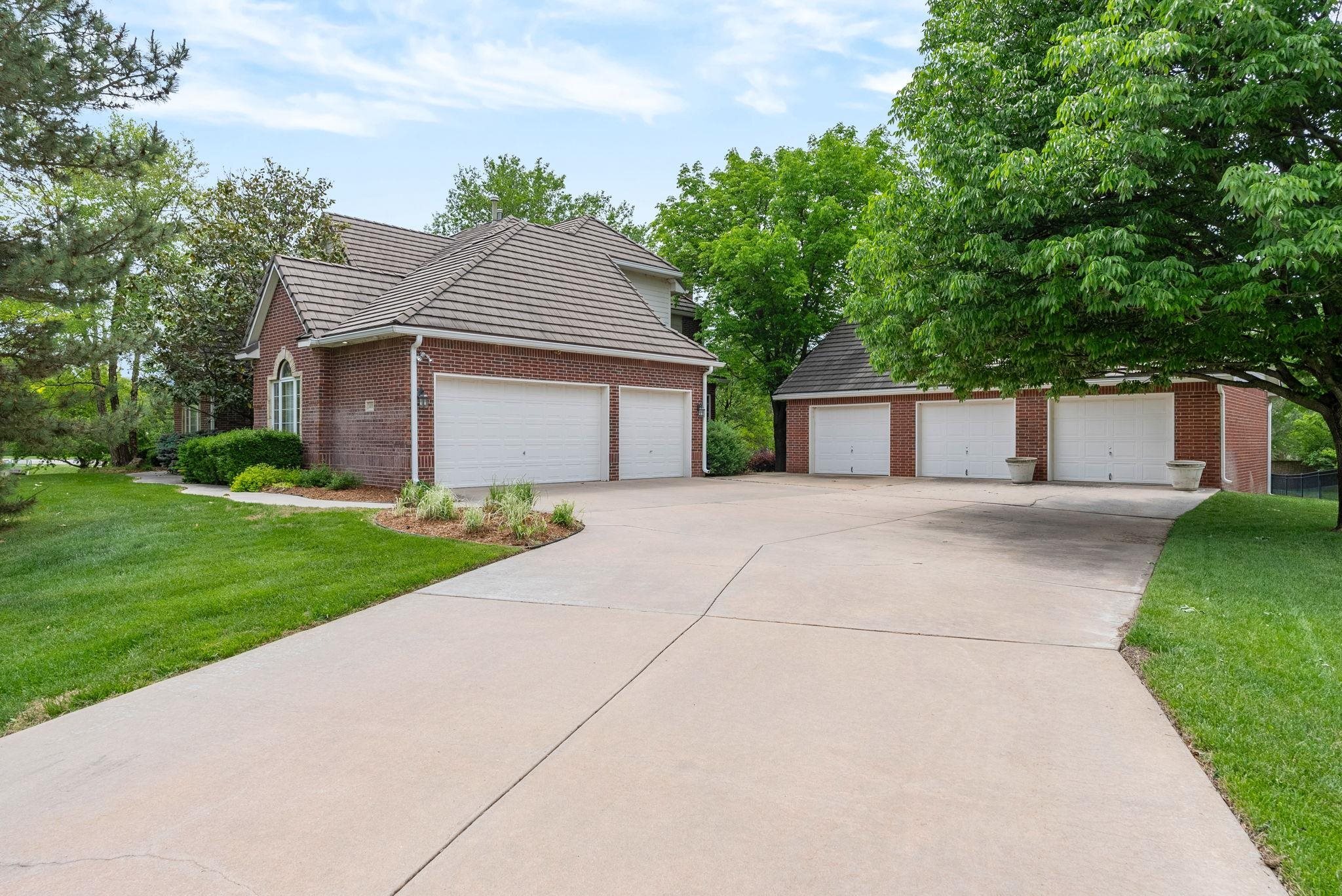 Property Photo: 14101 E Castle Rock St KS 67230