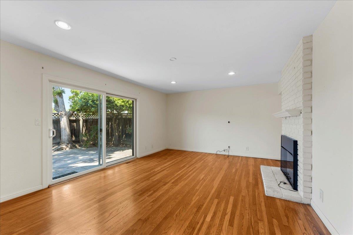 Property Photo:  1159 Topaz Avenue  CA 95117 