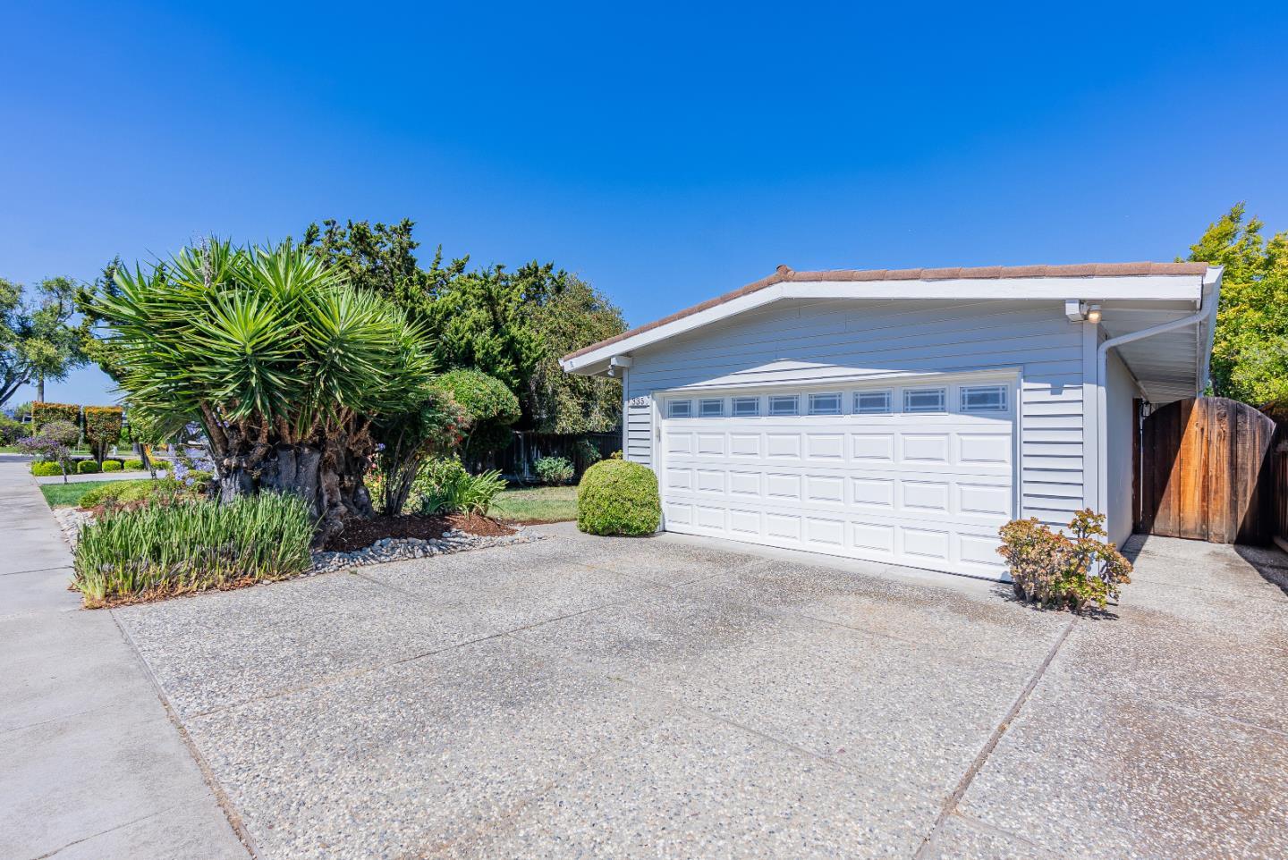 Property Photo: 335 Burnett Avenue CA 95051