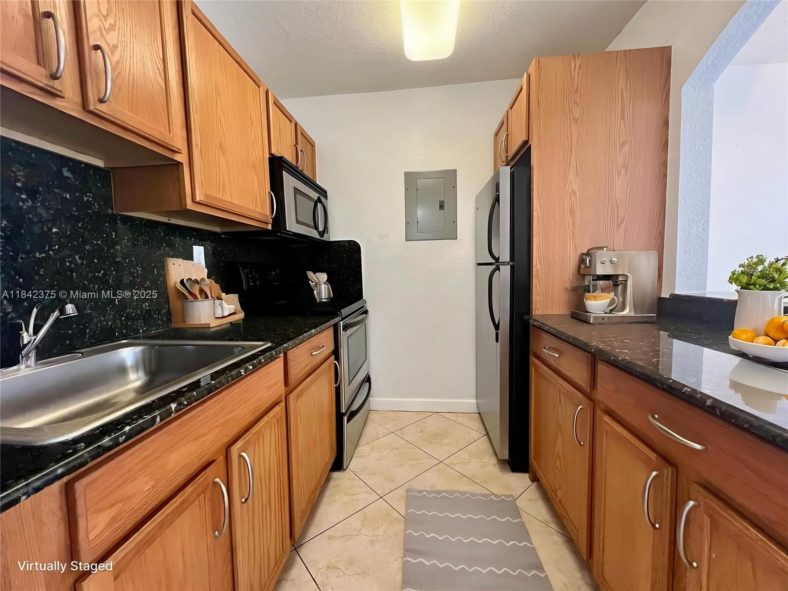 Property Photo: 445 SW 11th St 201 FL 33130