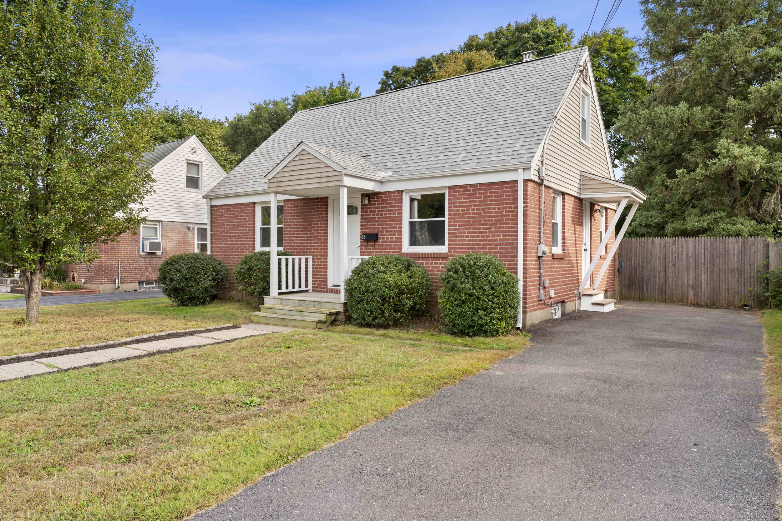 25 Beckwith Drive  Plainville CT 06062 photo