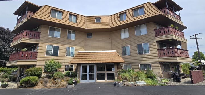 9024 N Country Homes Blvd #5  Spokane WA 99218 photo