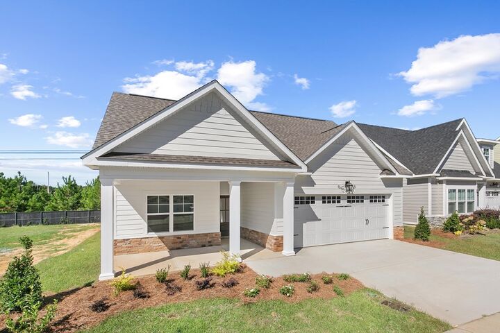 Property Photo:  109 Yorkhill  AL 36305 