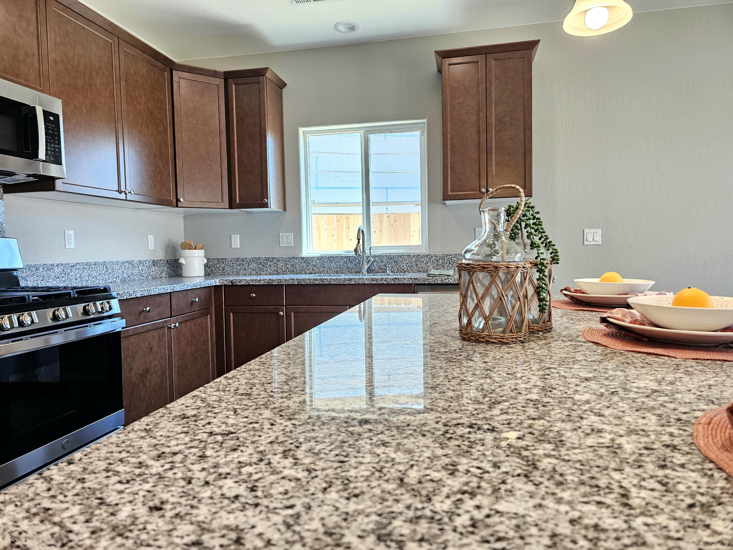 Property Photo:  949 E Harter Drive  CA 93292 