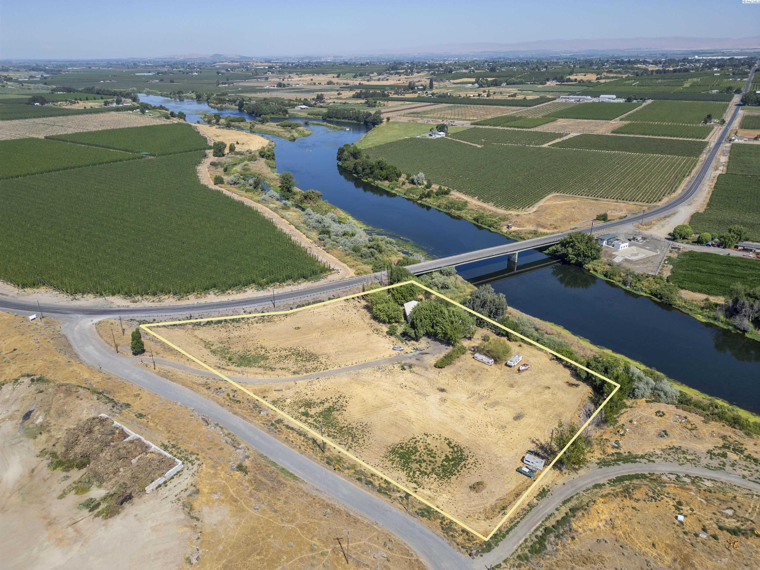 Property Photo: 41 Bridgeview Road WA 98930