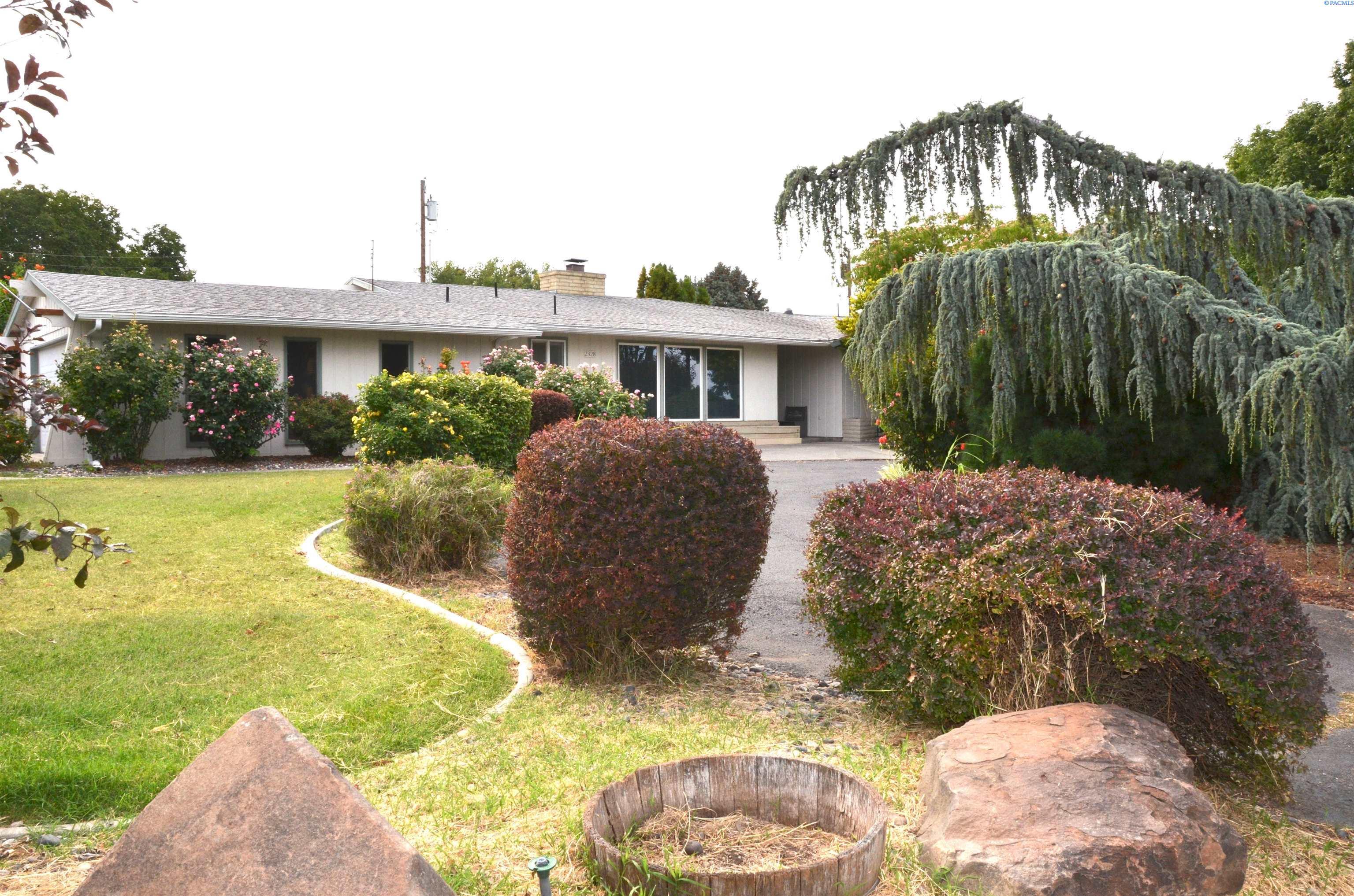 Property Photo: 2328 S Garfield Street WA 99337