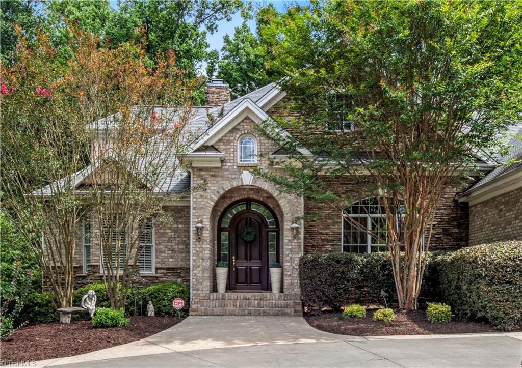 2925 Robinhood Road  Winston-Salem NC 27106 photo
