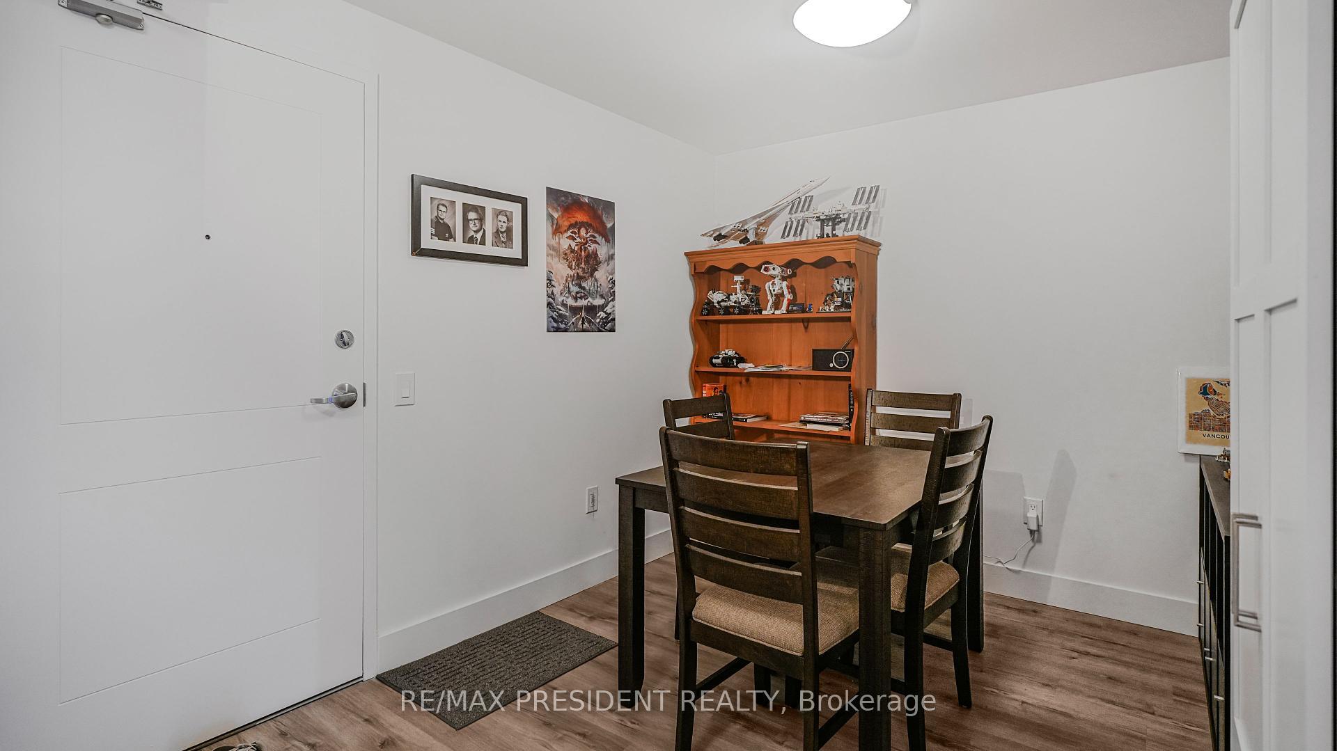 Property Photo: 4 Kimberly Lane N 403 ON L9Y 5B4