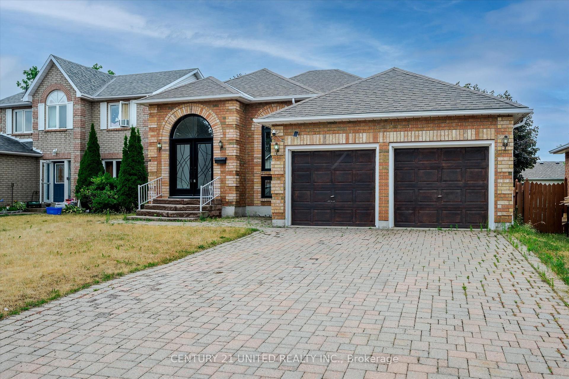 Photo de la propriété:  1414 Glenforest Crescent  ON K9K 2J1 