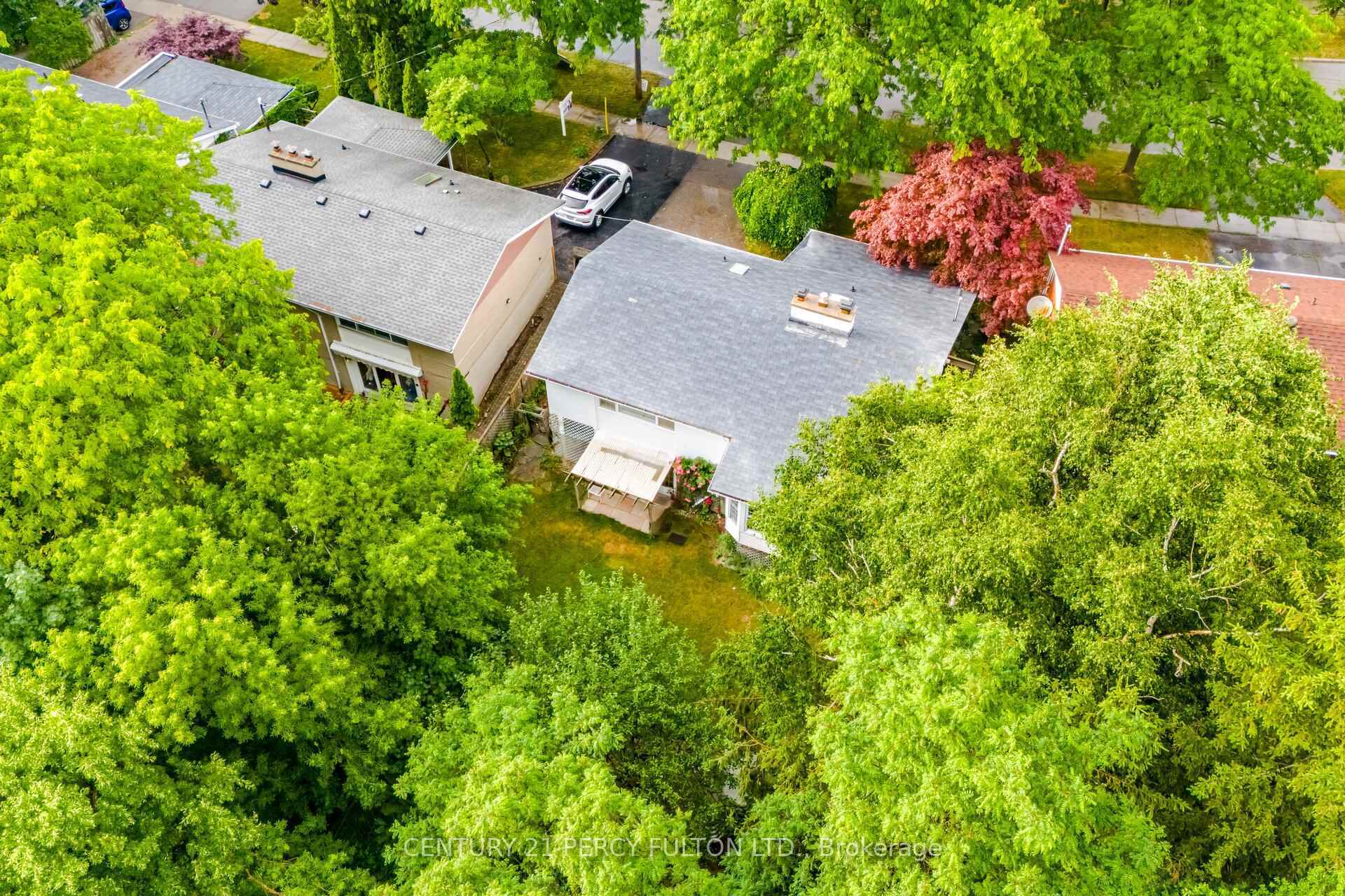 Property Photo:  27 Benleigh Drive  ON M1H 1J1 
