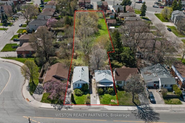 Property Photo:  372-374 Kennedy Road  ON M1K 2A5 