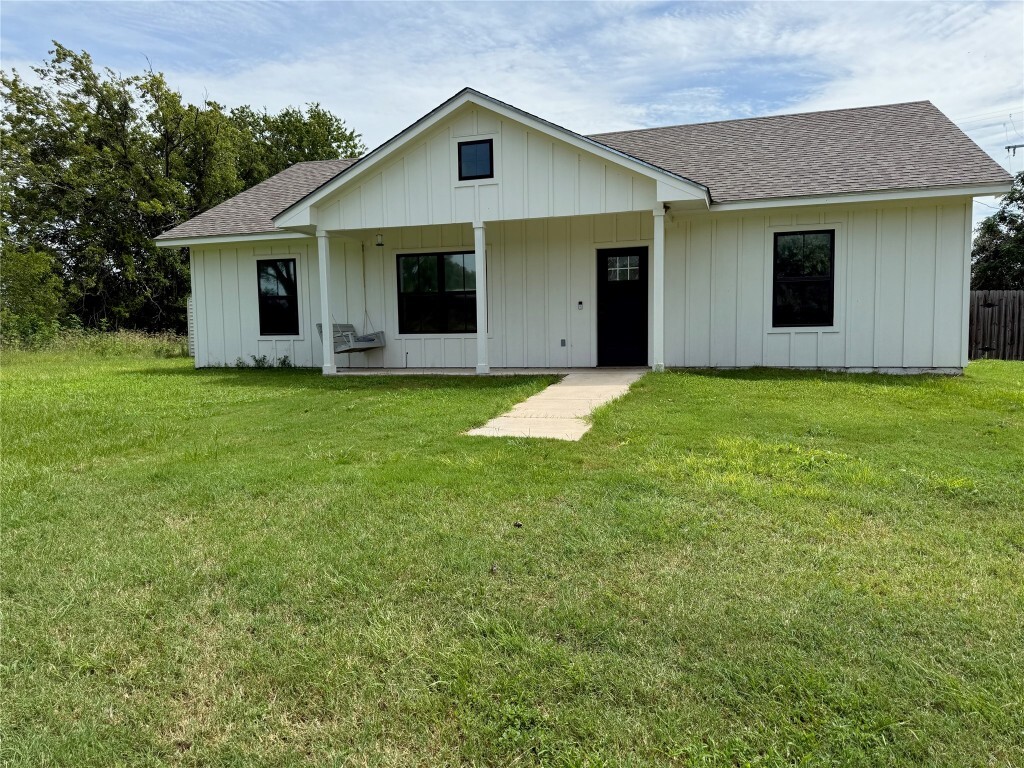 Property Photo:  121 High Street  TX 78957 