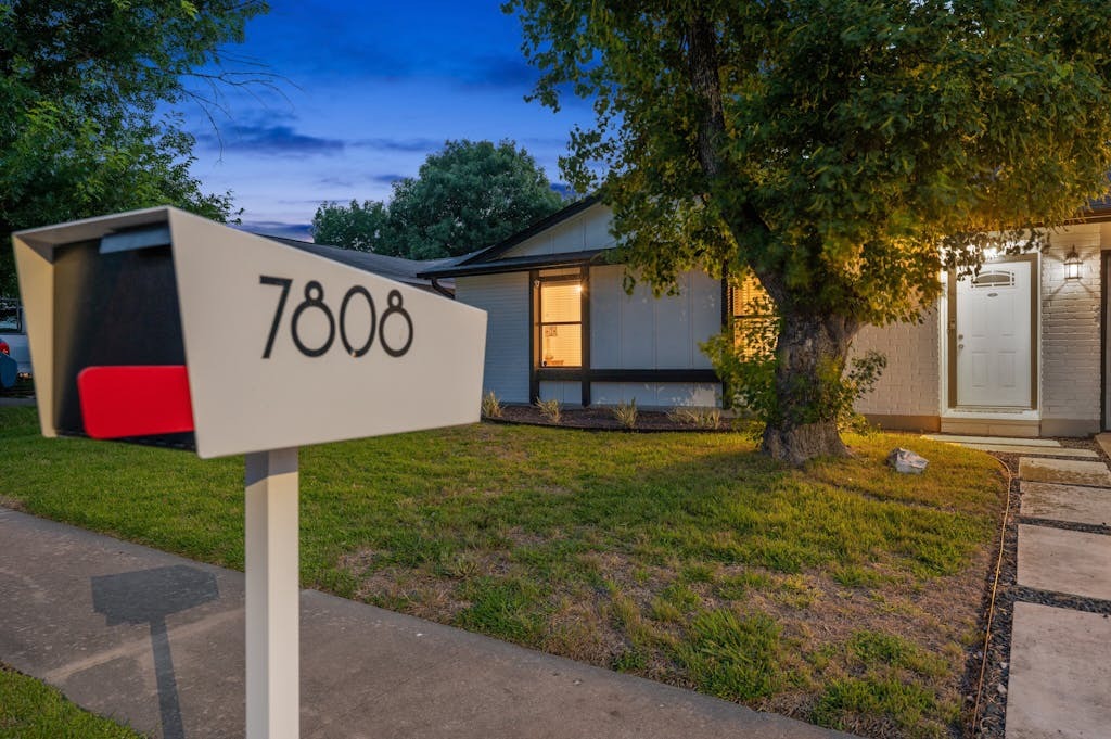 Property Photo:  7808 Woodcroft Drive  TX 78749 