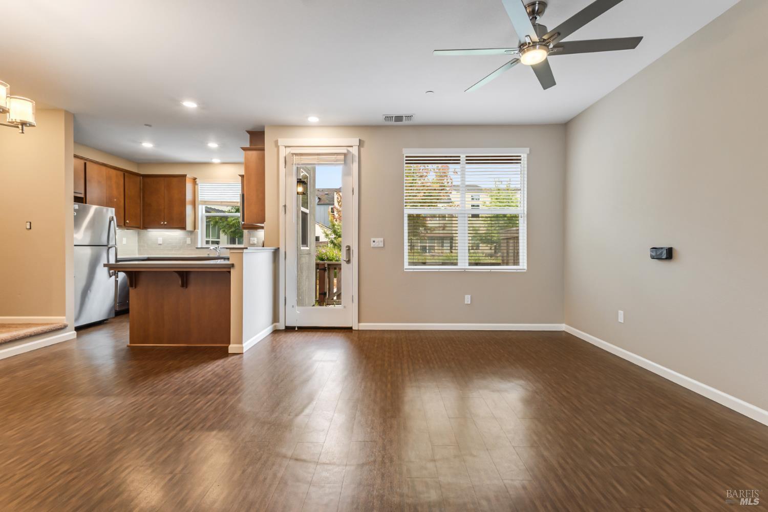 Property Photo: 44 Briar Bush Way CA 95407