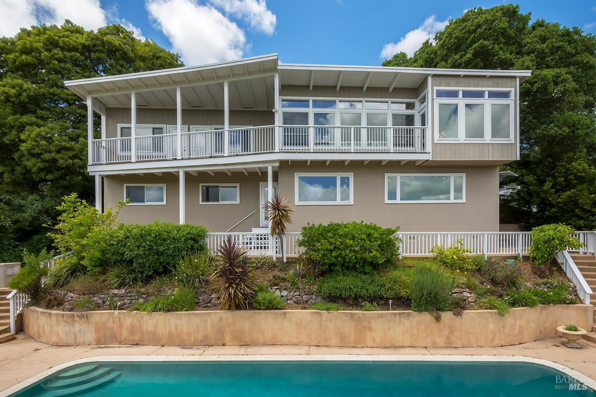 Property Photo:  150 Tioga Lane  CA 94904 