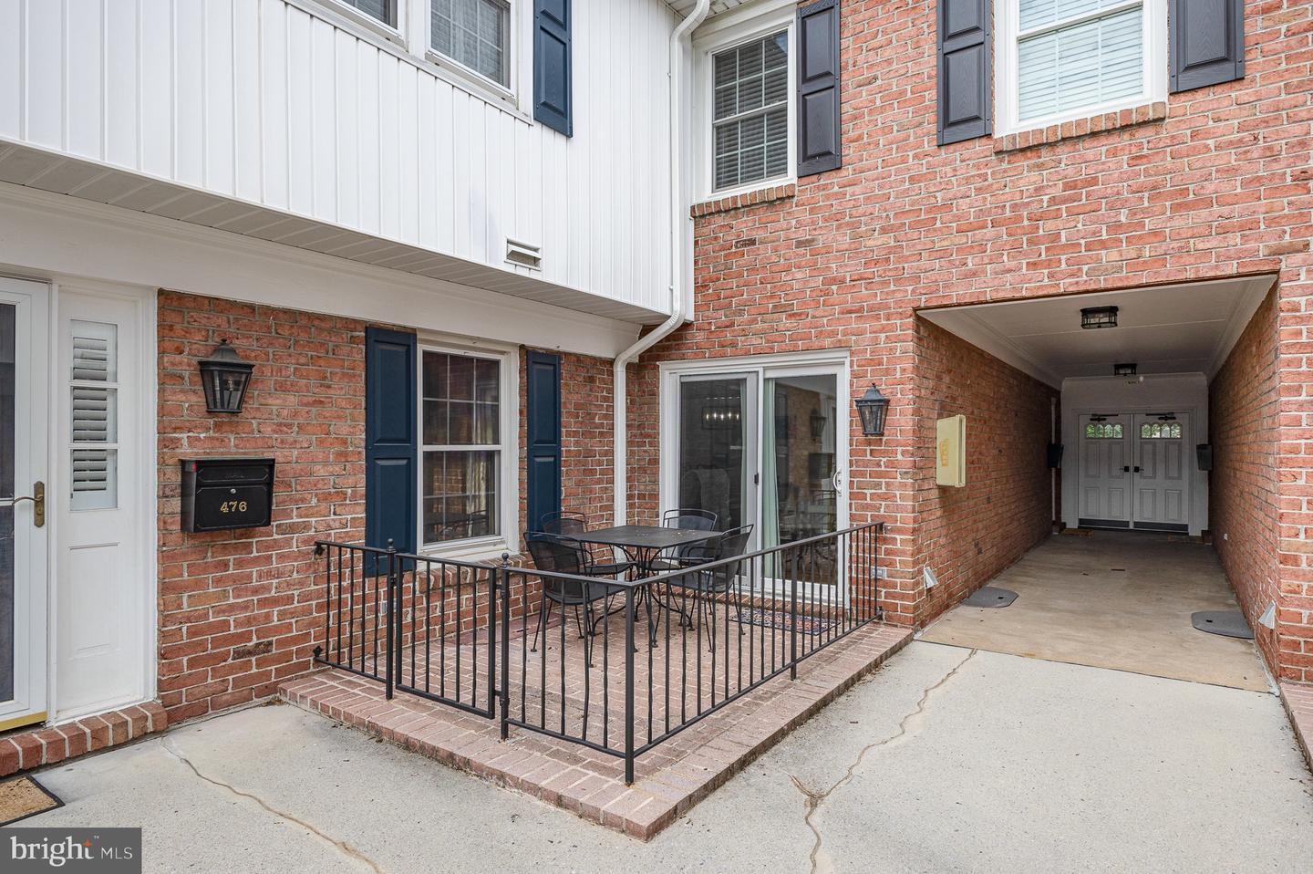 Property Photo: 478 W Chocolate Avenue PA 17033