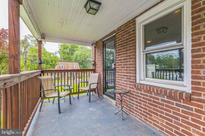 Property Photo:  1601 Nova Avenue  MD 20743 