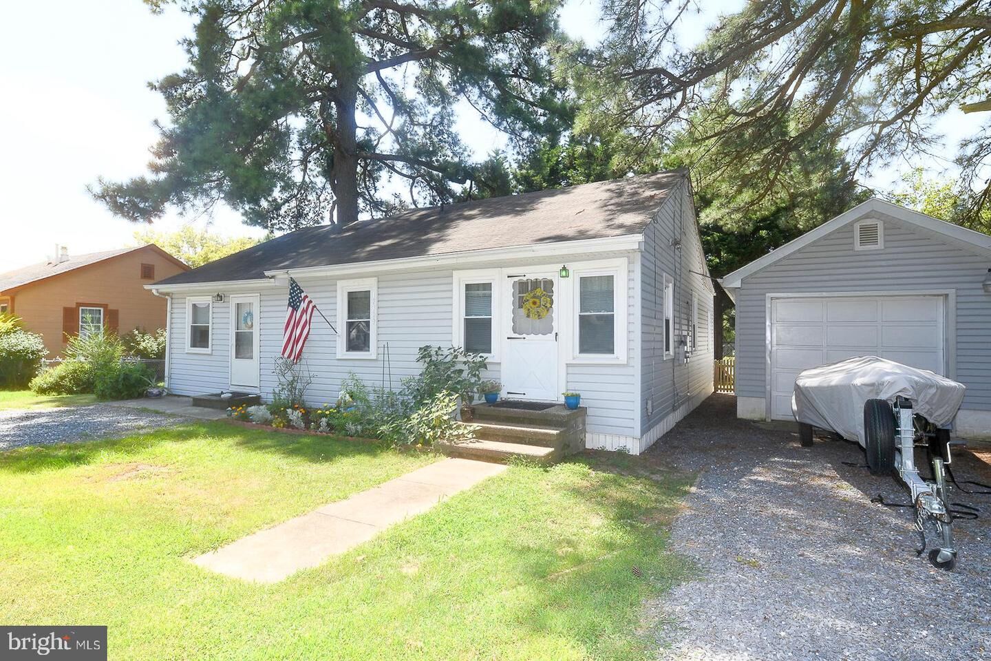 Property Photo: 17309 Piney Point Road MD 20674