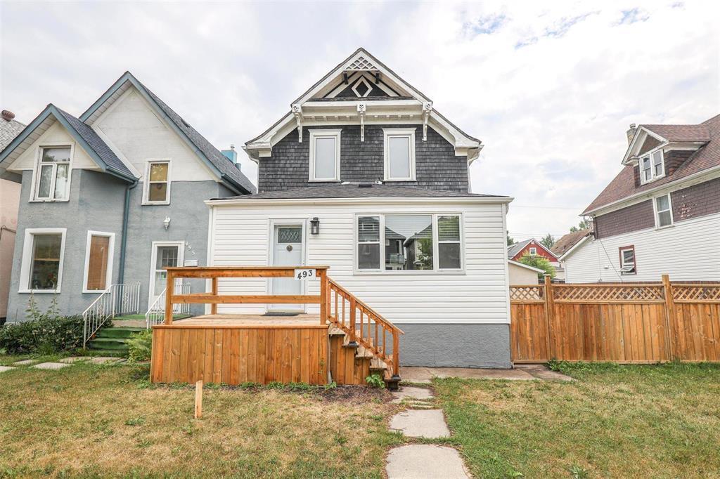 Property Photo: 493 Lipton Street MB R3G 2H4