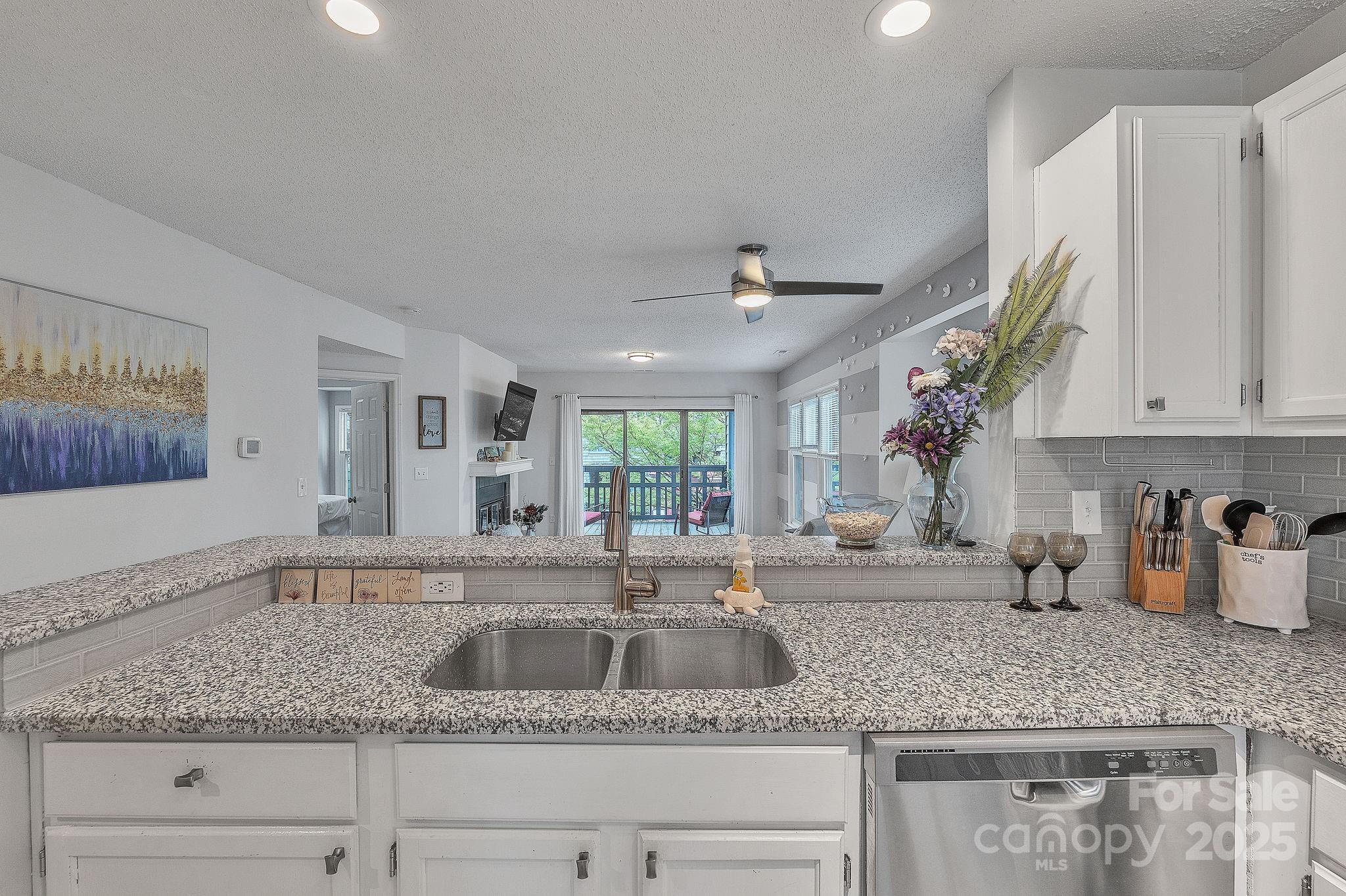 Property Photo: 9033 J M Keynes Drive 42 NC 28262