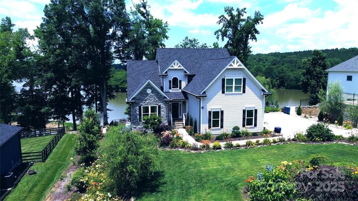 5870 Wood Duck Way  Catawba NC 28609 photo