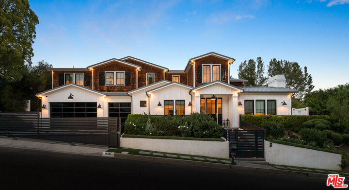 Property Photo:  16101 Royal Mount Dr  CA 91436 