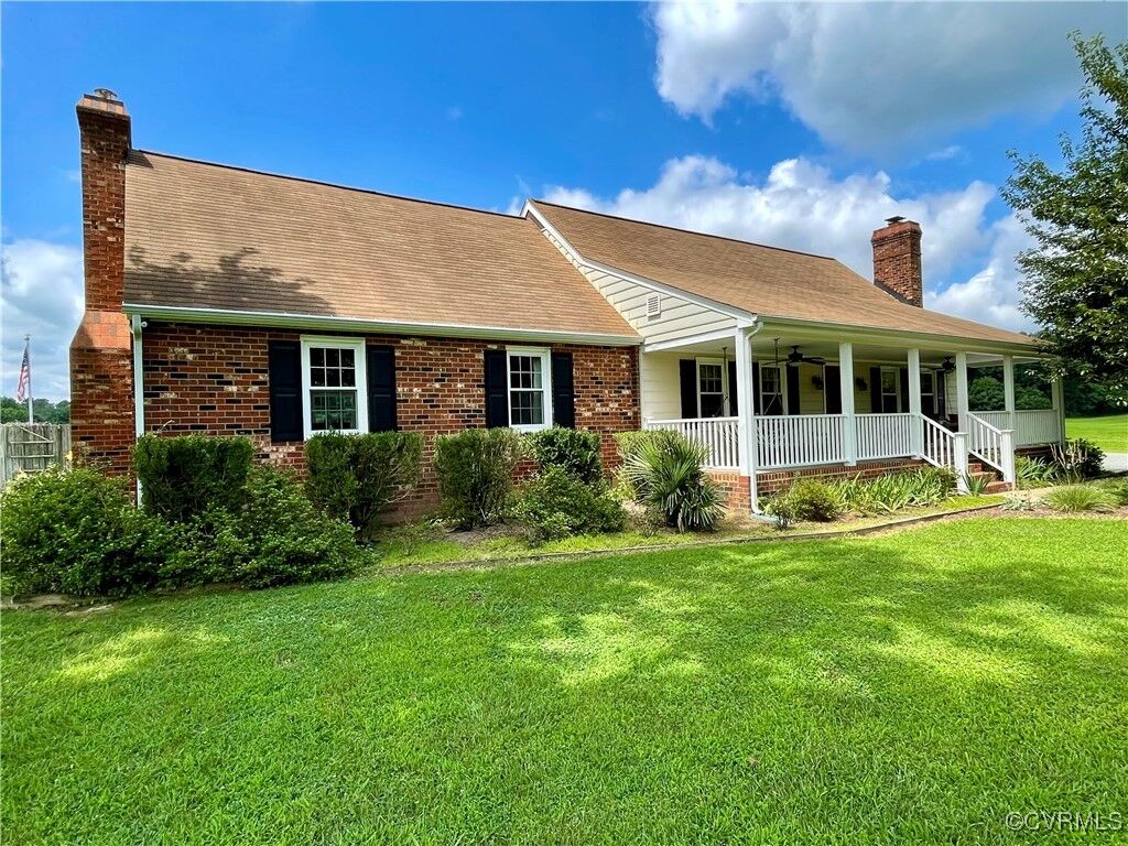 Property Photo: 7113 Beulah Church Road VA 23111