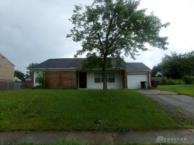 Property Photo:  6750 Shadowbrook Drive  OH 45426 