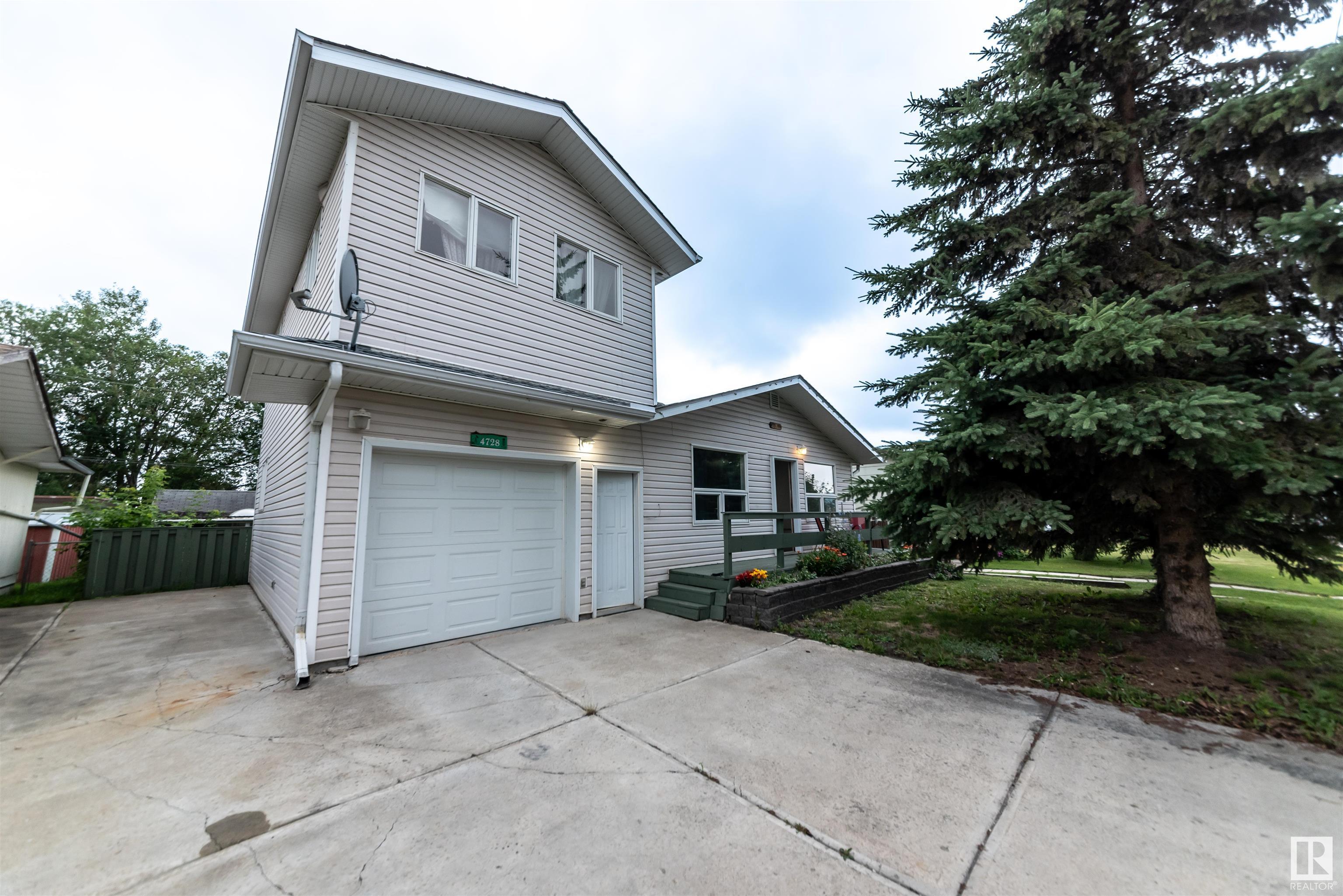 Property Photo: 4728 48 Street AB T0E 0A0