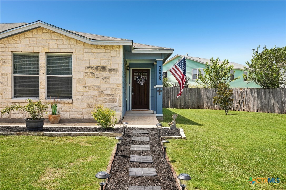 Property Photo:  3238 Northwest Boulevard  TX 78130 