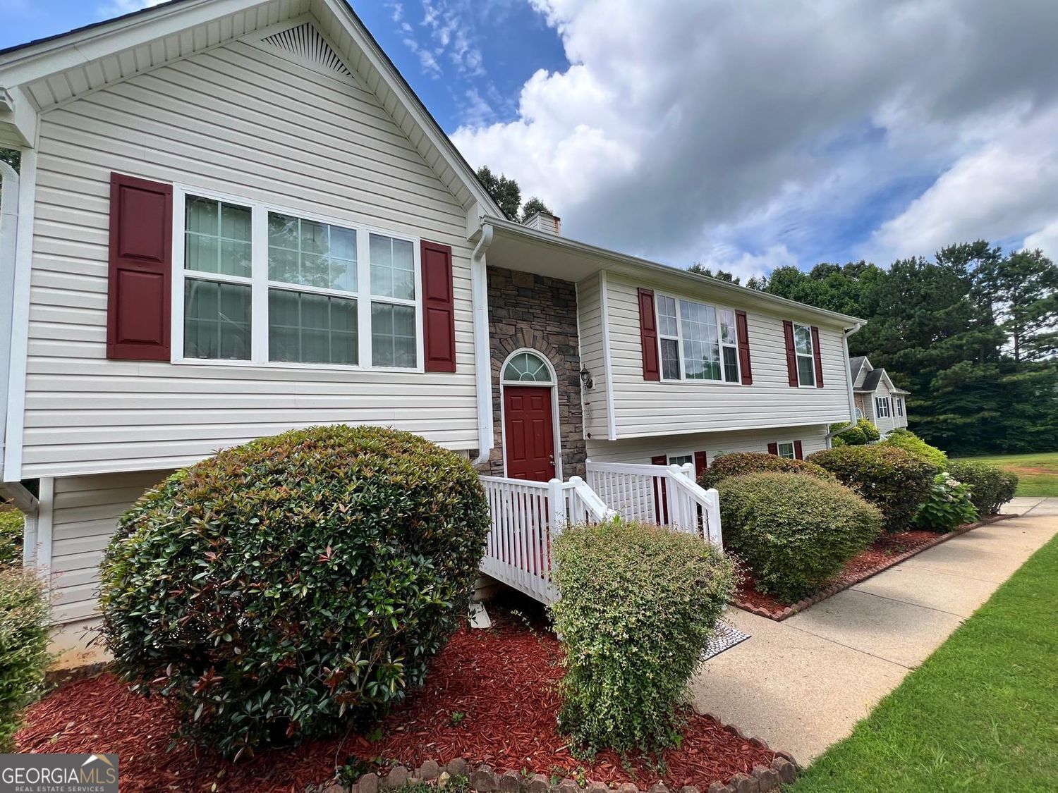 Property Photo: 1670 Harvest Hill Hill GA 30134
