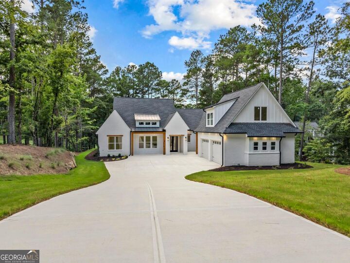 Property Photo: 1070 Shadow Creek Way GA 30642