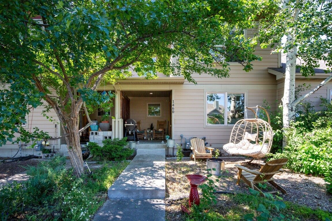 Property Photo:  1460 Juniper Street  MT 59715 