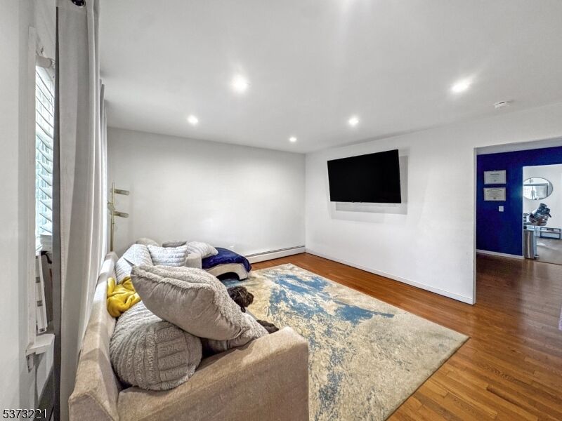 Property Photo:  471 Robins St  NJ 07203 