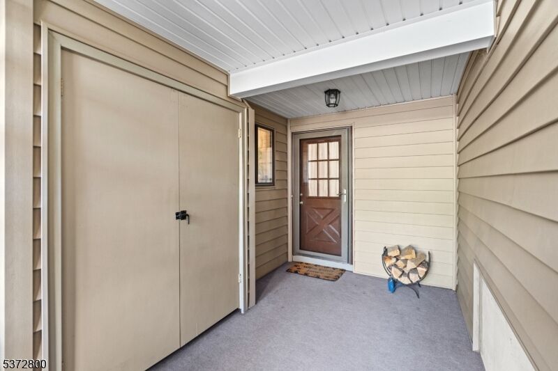 Property Photo:  19 Crossway  NJ 08809 