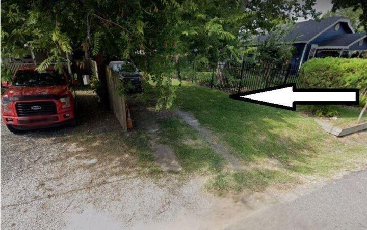 Property Photo:  316 E 37th Street  TX 77018 