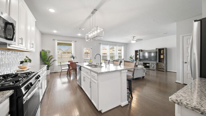 Property Photo:  3831 Robinson Bend Drive  TX 77386 