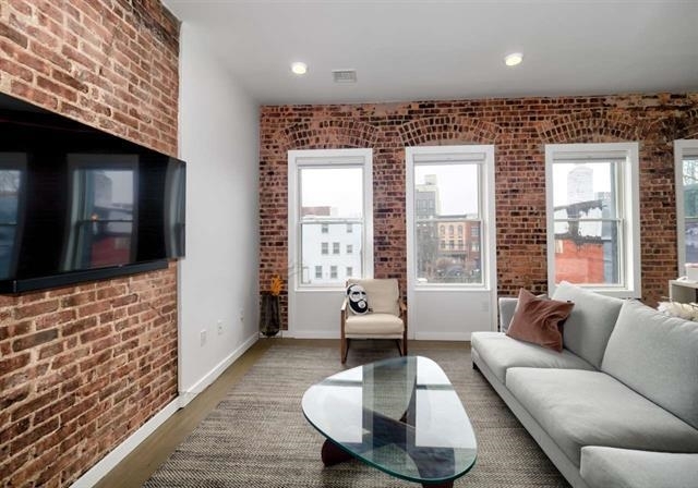 Property Photo: 371 4th St 3 NJ 07302
