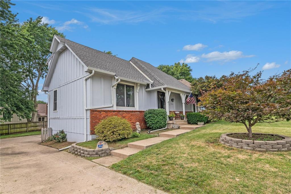 Property Photo: 10226 Gillette Street KS 66215