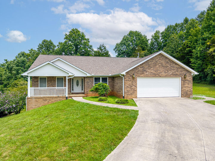Property Photo: 190 Crabtree Lane KY 42503