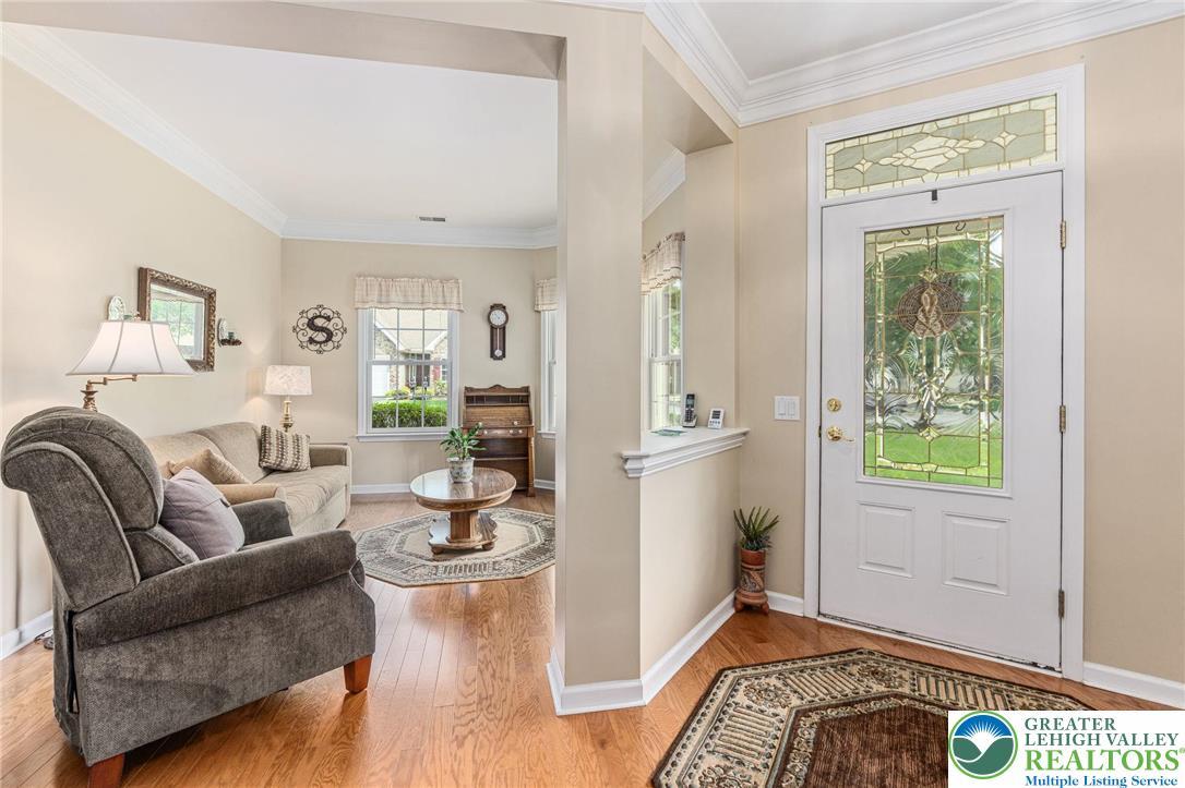 Property Photo:  53 Edinburgh Drive  PA 18045 