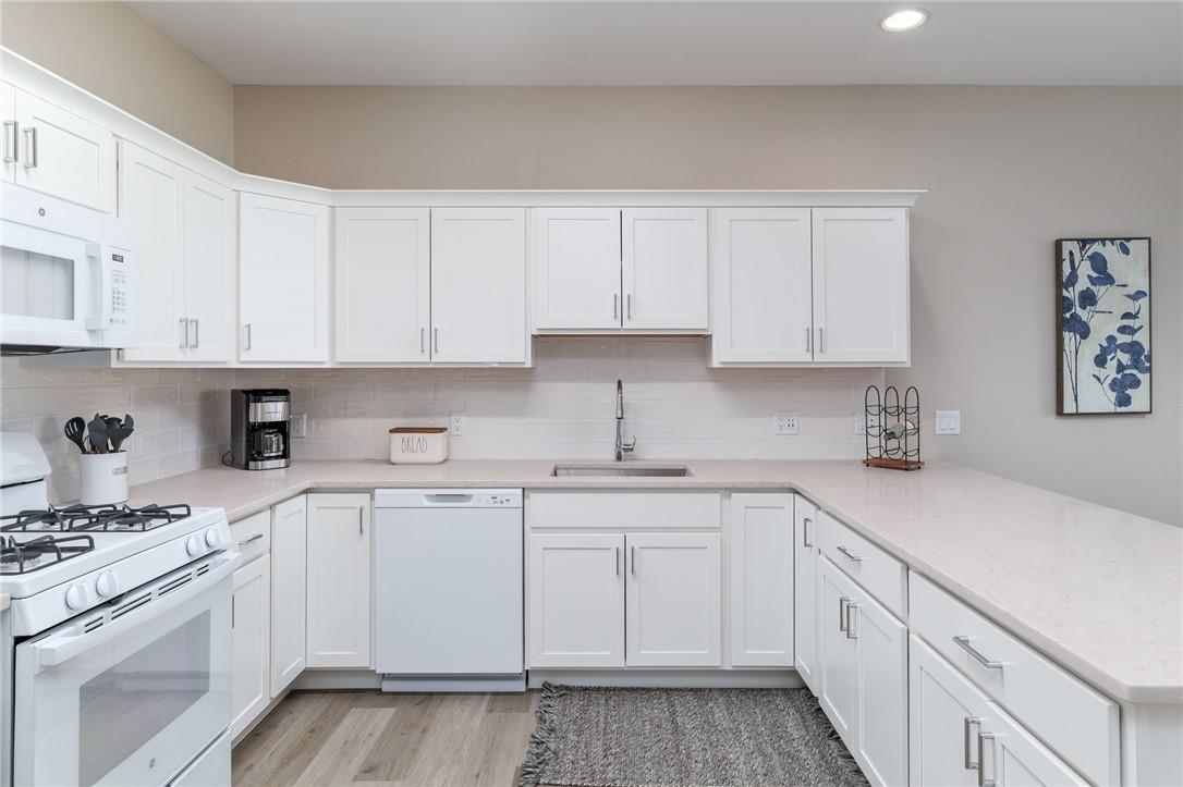 Property Photo: 6 N Midland Avenue NY 10960
